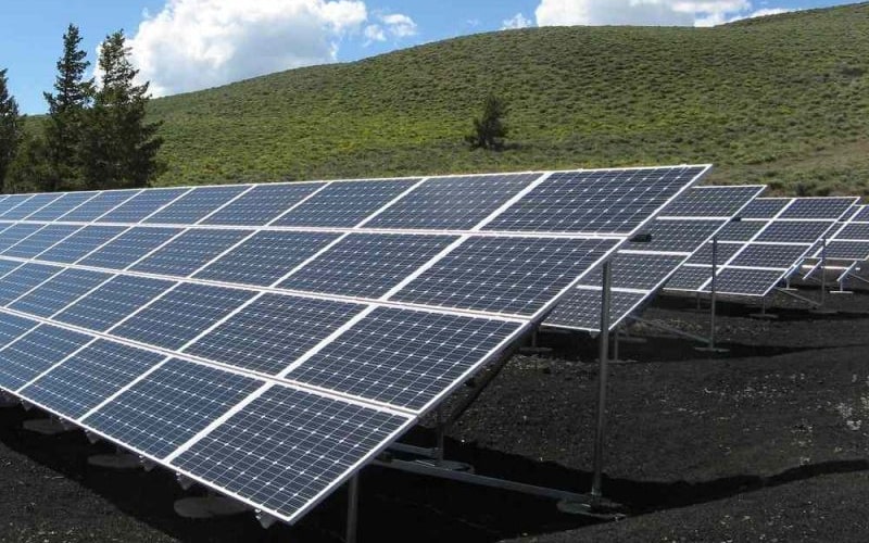 sistema fotovoltaico diferença com energia solar-min